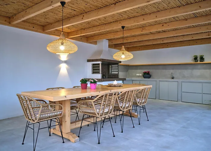 Ioli, Private Swimming Pool, 3 Bedrooms Vila *