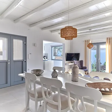 Ioli, Private Swimming Pool, 3 Bedrooms *